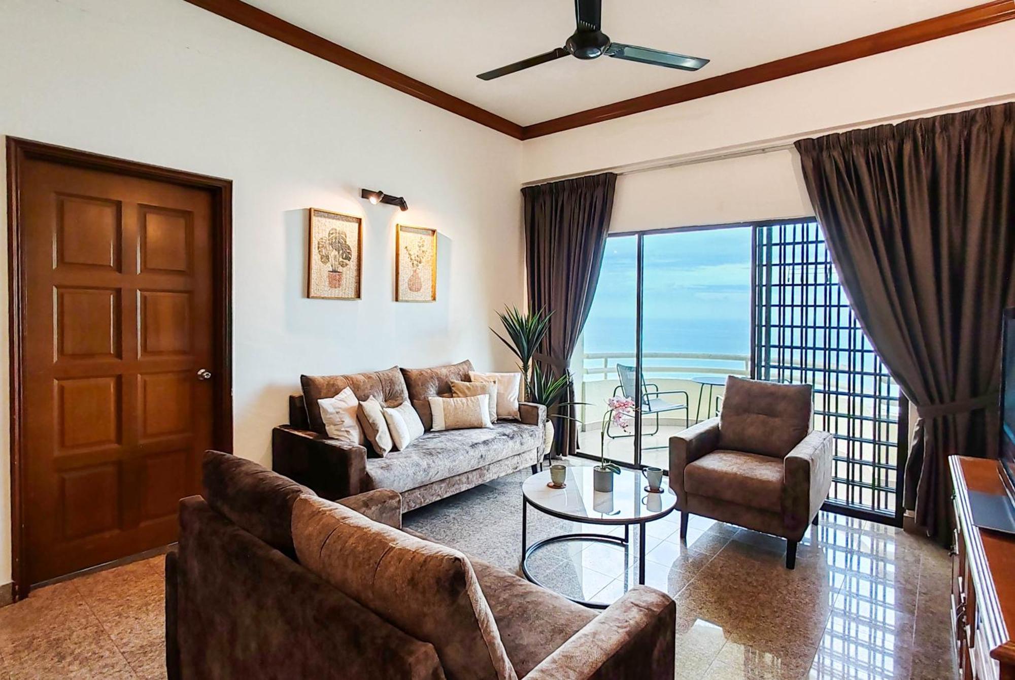 'Newly Refurbished' 'Sunny Seaview' At Regency With 2 Carpark By Shine Stay Port Dickson Exteriér fotografie